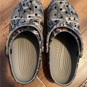 Camo CROCS